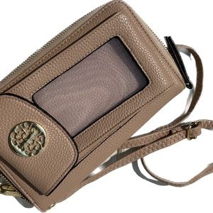 Crossbody Wallet